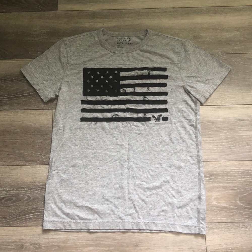 American Eagle top